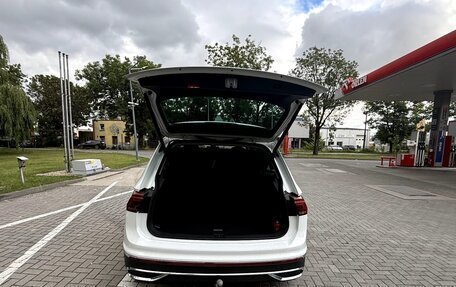 Volkswagen Tiguan II, 2023 год, 2 720 000 рублей, 6 фотография