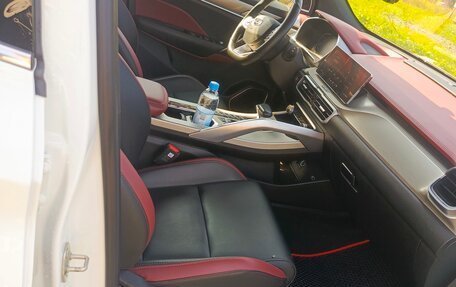 Geely Coolray I, 2023 год, 1 950 000 рублей, 9 фотография