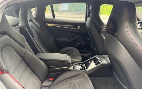Porsche Panamera II рестайлинг, 2021 год, 13 000 000 рублей, 15 фотография