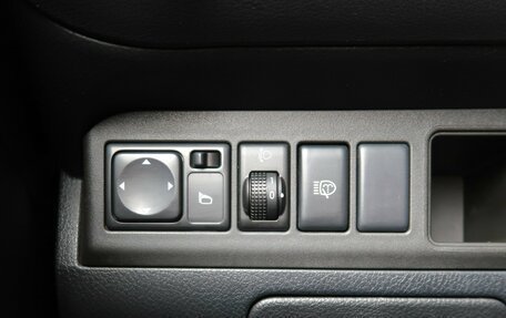 Nissan Note II рестайлинг, 2011 год, 399 000 рублей, 26 фотография