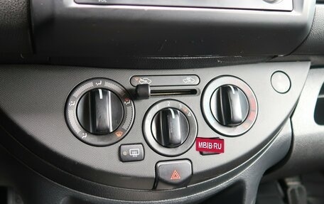 Nissan Note II рестайлинг, 2011 год, 399 000 рублей, 20 фотография