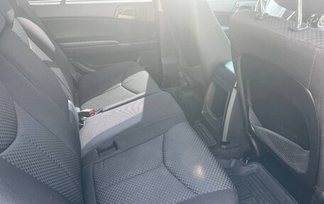 SsangYong Kyron I, 2011 год, 800 000 рублей, 23 фотография