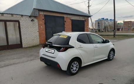 Toyota Yaris, 2020 год, 1 200 000 рублей, 13 фотография