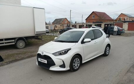 Toyota Yaris, 2020 год, 1 200 000 рублей, 17 фотография