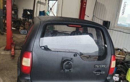Chevrolet Niva I рестайлинг, 2003 год, 315 000 рублей, 5 фотография