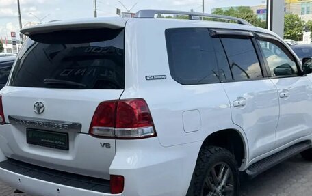 Toyota Land Cruiser 200, 2011 год, 2 689 000 рублей, 6 фотография