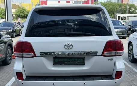 Toyota Land Cruiser 200, 2011 год, 2 689 000 рублей, 7 фотография