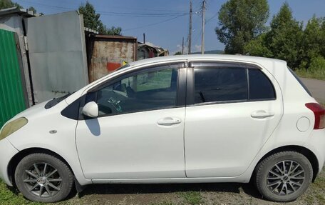 Toyota Vitz, 2005 год, 500 000 рублей, 2 фотография