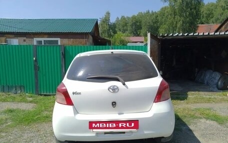 Toyota Vitz, 2005 год, 500 000 рублей, 3 фотография