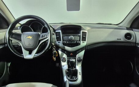 Chevrolet Cruze II, 2012 год, 692 000 рублей, 10 фотография