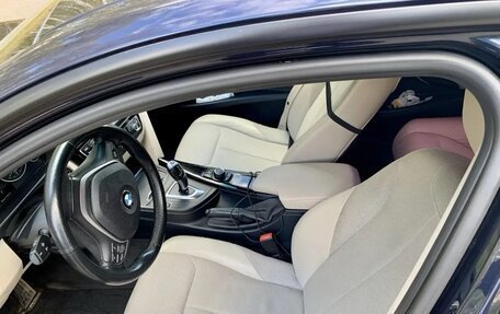 BMW 3 серия, 2017 год, 2 100 000 рублей, 8 фотография
