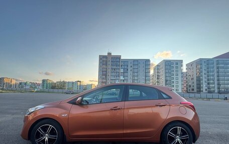 Hyundai i30 II рестайлинг, 2015 год, 1 086 000 рублей, 2 фотография