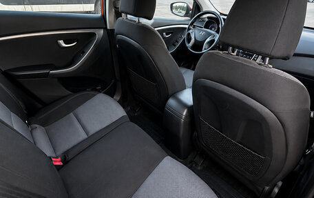 Hyundai i30 II рестайлинг, 2015 год, 1 086 000 рублей, 13 фотография