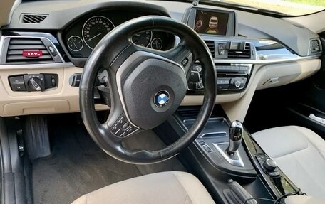 BMW 3 серия, 2017 год, 2 100 000 рублей, 15 фотография