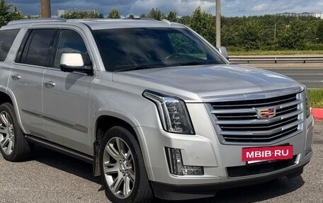 Cadillac Escalade IV, 2016 год, 4 000 000 рублей, 2 фотография