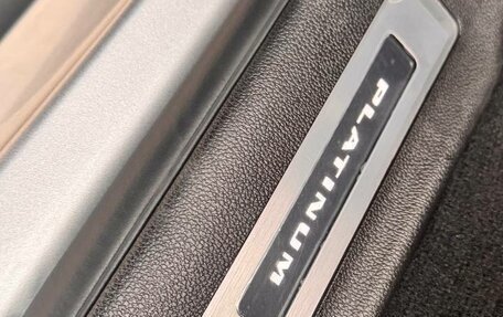 Cadillac Escalade IV, 2016 год, 4 000 000 рублей, 28 фотография