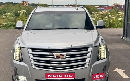 Cadillac Escalade IV, 2016 год, 4 000 000 рублей, 24 фотография