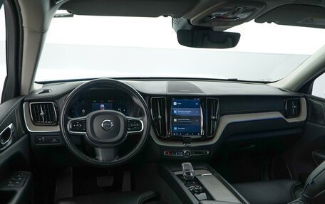 Volvo XC60 II, 2021 год, 3 997 055 рублей, 6 фотография