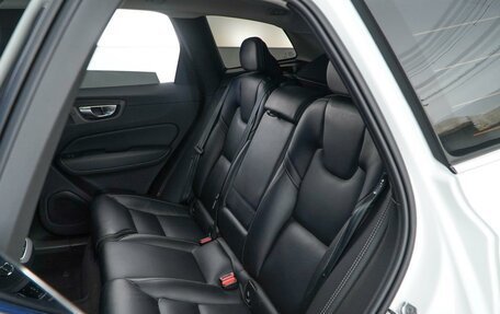 Volvo XC60 II, 2021 год, 3 997 055 рублей, 9 фотография
