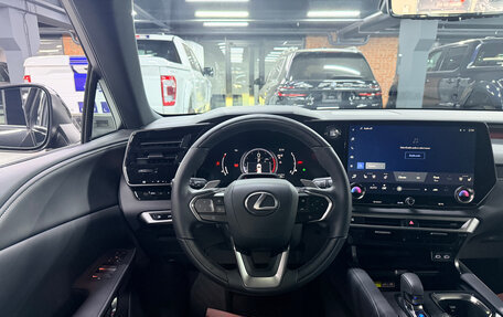 Lexus RX IV рестайлинг, 2023 год, 9 990 000 рублей, 6 фотография