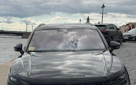 Volkswagen Touareg III, 2019 год, 6 400 000 рублей, 2 фотография