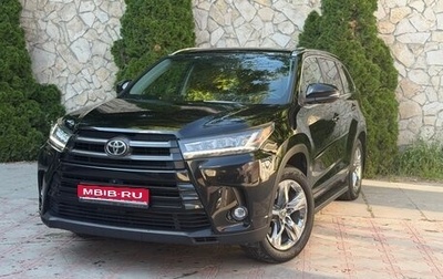 Toyota Highlander III, 2019 год, 4 100 000 рублей, 1 фотография