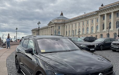 Volkswagen Touareg III, 2019 год, 6 400 000 рублей, 3 фотография