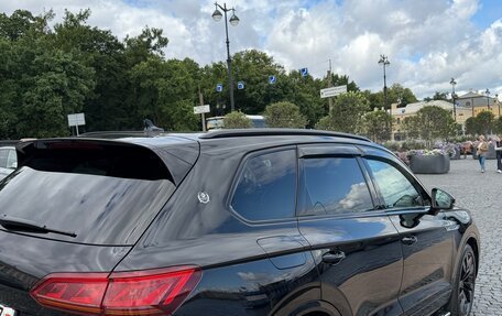 Volkswagen Touareg III, 2019 год, 6 400 000 рублей, 4 фотография
