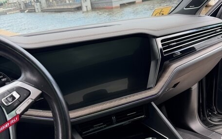Volkswagen Touareg III, 2019 год, 6 400 000 рублей, 17 фотография