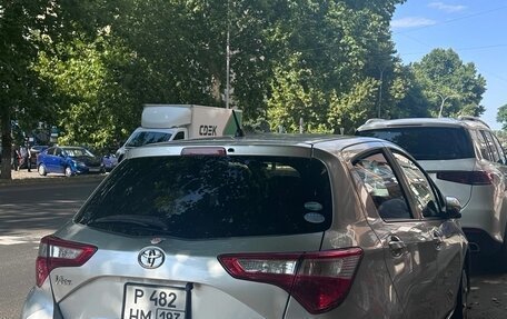 Toyota Vitz, 2020 год, 1 300 000 рублей, 3 фотография