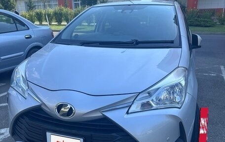 Toyota Vitz, 2020 год, 1 300 000 рублей, 6 фотография