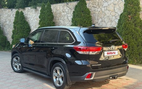 Toyota Highlander III, 2019 год, 4 100 000 рублей, 3 фотография