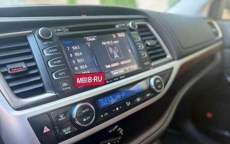 Toyota Highlander III, 2019 год, 4 100 000 рублей, 13 фотография