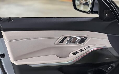 BMW 3 серия, 2023 год, 3 220 000 рублей, 12 фотография