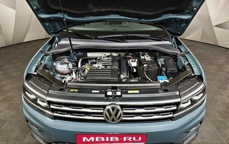 Volkswagen Tiguan II, 2020 год, 2 625 000 рублей, 11 фотография