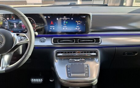 Mercedes-Benz V-Класс, 2026 год, 14 490 000 рублей, 33 фотография