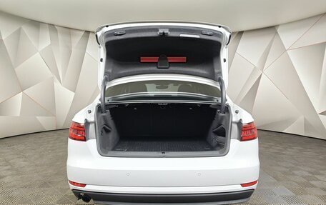 Audi A4, 2018 год, 2 250 000 рублей, 12 фотография