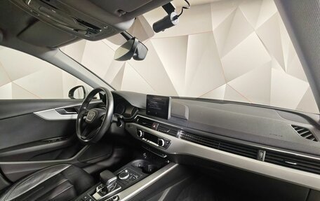 Audi A4, 2018 год, 2 250 000 рублей, 13 фотография