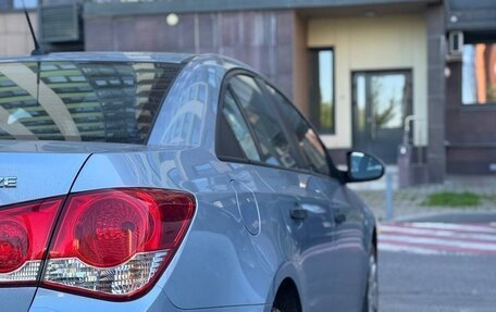 Chevrolet Cruze II, 2010 год, 870 000 рублей, 10 фотография