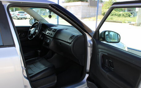 Skoda Fabia II, 2011 год, 249 000 рублей, 14 фотография