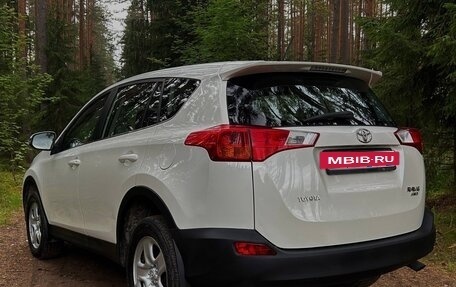 Toyota RAV4, 2014 год, 1 590 000 рублей, 4 фотография