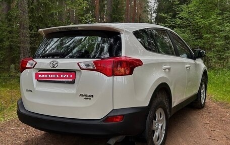 Toyota RAV4, 2014 год, 1 590 000 рублей, 6 фотография
