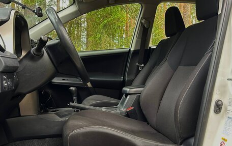 Toyota RAV4, 2014 год, 1 590 000 рублей, 19 фотография