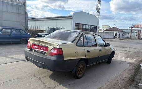 Daewoo Nexia I рестайлинг, 2011 год, 45 000 рублей, 3 фотография