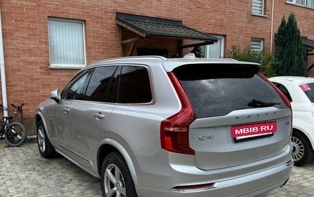Volvo XC90 II рестайлинг, 2017 год, 3 390 000 рублей, 2 фотография
