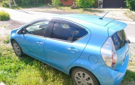 Toyota Aqua I, 2013 год, 850 000 рублей, 5 фотография