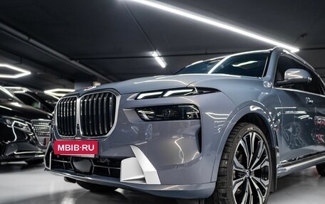 BMW X7, 2022 год, 10 900 000 рублей, 3 фотография