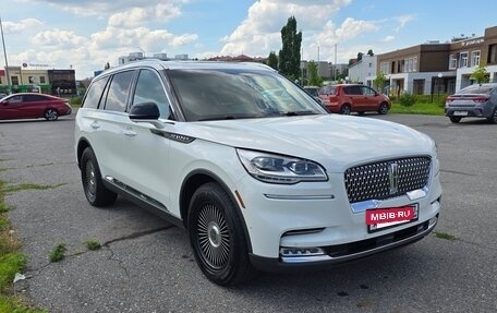 Lincoln Aviator II, 2022 год, 6 400 000 рублей, 3 фотография