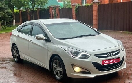 Hyundai i40 I рестайлинг, 2014 год, 900 000 рублей, 3 фотография