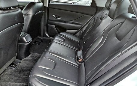 Hyundai Avante, 2023 год, 1 690 000 рублей, 9 фотография